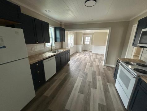 944 N Rosemary Avenue Fergus Falls MN 56537