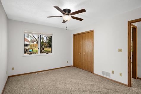 2916 Frank Street Maplewood MN 55109