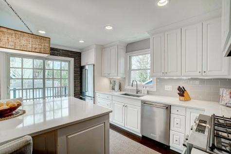 121 Courtland Street Excelsior MN 55331