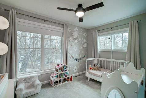 121 Courtland Street Excelsior MN 55331