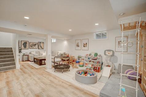 121 Courtland Street Excelsior MN 55331