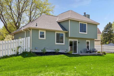 11283 49th Avenue N Plymouth MN 55442