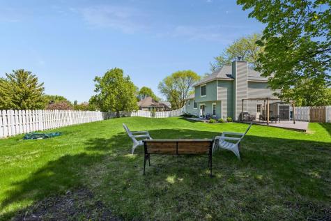 11283 49th Avenue N Plymouth MN 55442