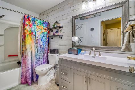 622 12th Avenue E West Fargo ND 58078