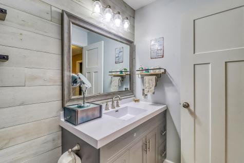 622 12th Avenue E West Fargo ND 58078