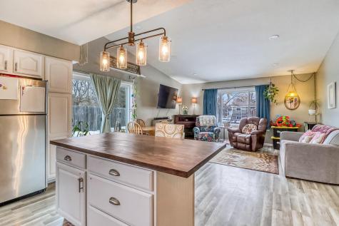 622 12th Avenue E West Fargo ND 58078