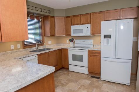 706 3rd Avenue NE Hillsboro ND 58045