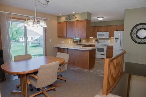 706 3rd Avenue NE Hillsboro ND 58045