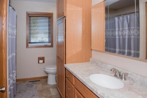 706 3rd Avenue NE Hillsboro ND 58045