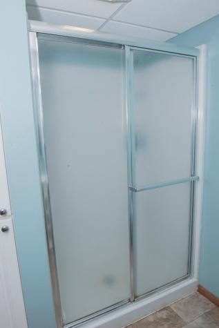 706 3rd Avenue NE Hillsboro ND 58045