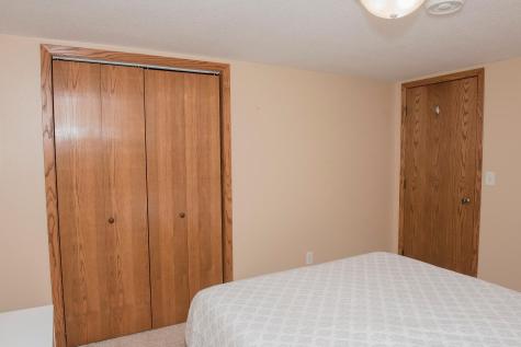 706 3rd Avenue NE Hillsboro ND 58045