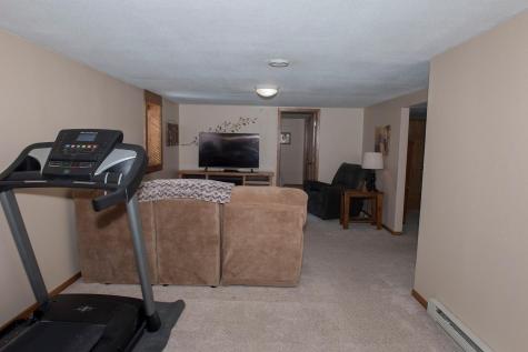 706 3rd Avenue NE Hillsboro ND 58045