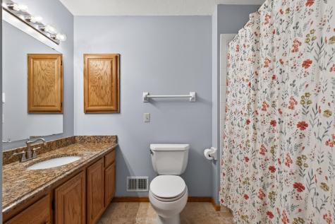 14722 Oak Run Lane Burnsville MN 55306