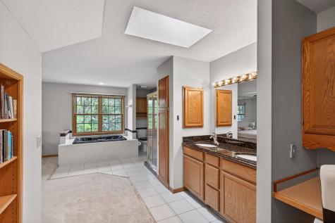 14722 Oak Run Lane Burnsville MN 55306