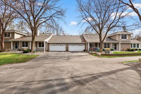 14722 Oak Run Lane Burnsville MN 55306