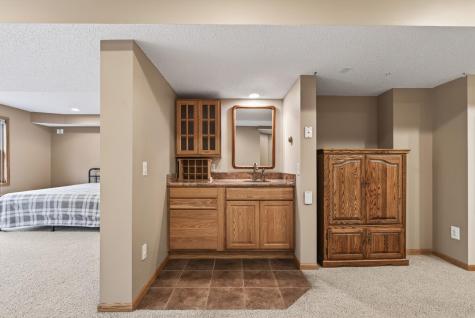 14722 Oak Run Lane Burnsville MN 55306