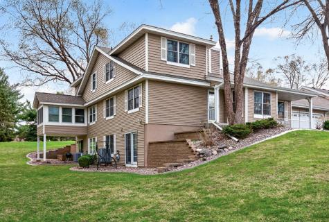 14722 Oak Run Lane Burnsville MN 55306