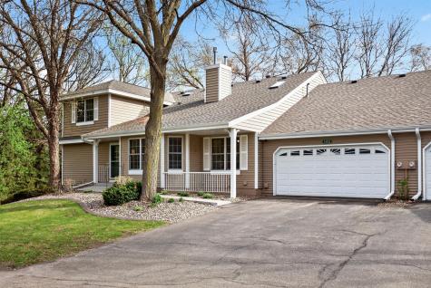 14722 Oak Run Lane Burnsville MN 55306