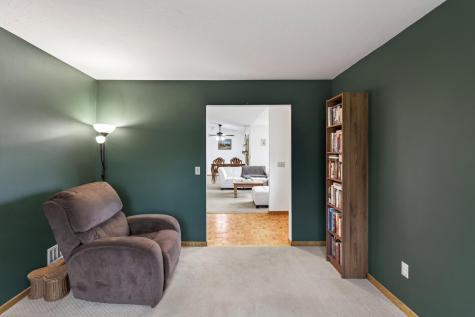 14722 Oak Run Lane Burnsville MN 55306