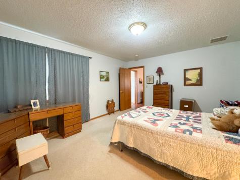 2206 Arrowwood Court Fergus Falls MN 56537