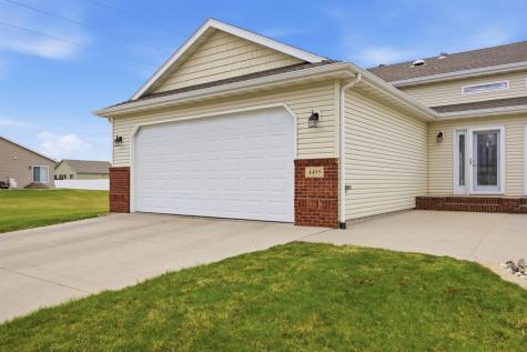 4495 53rd Street S Fargo ND 58104