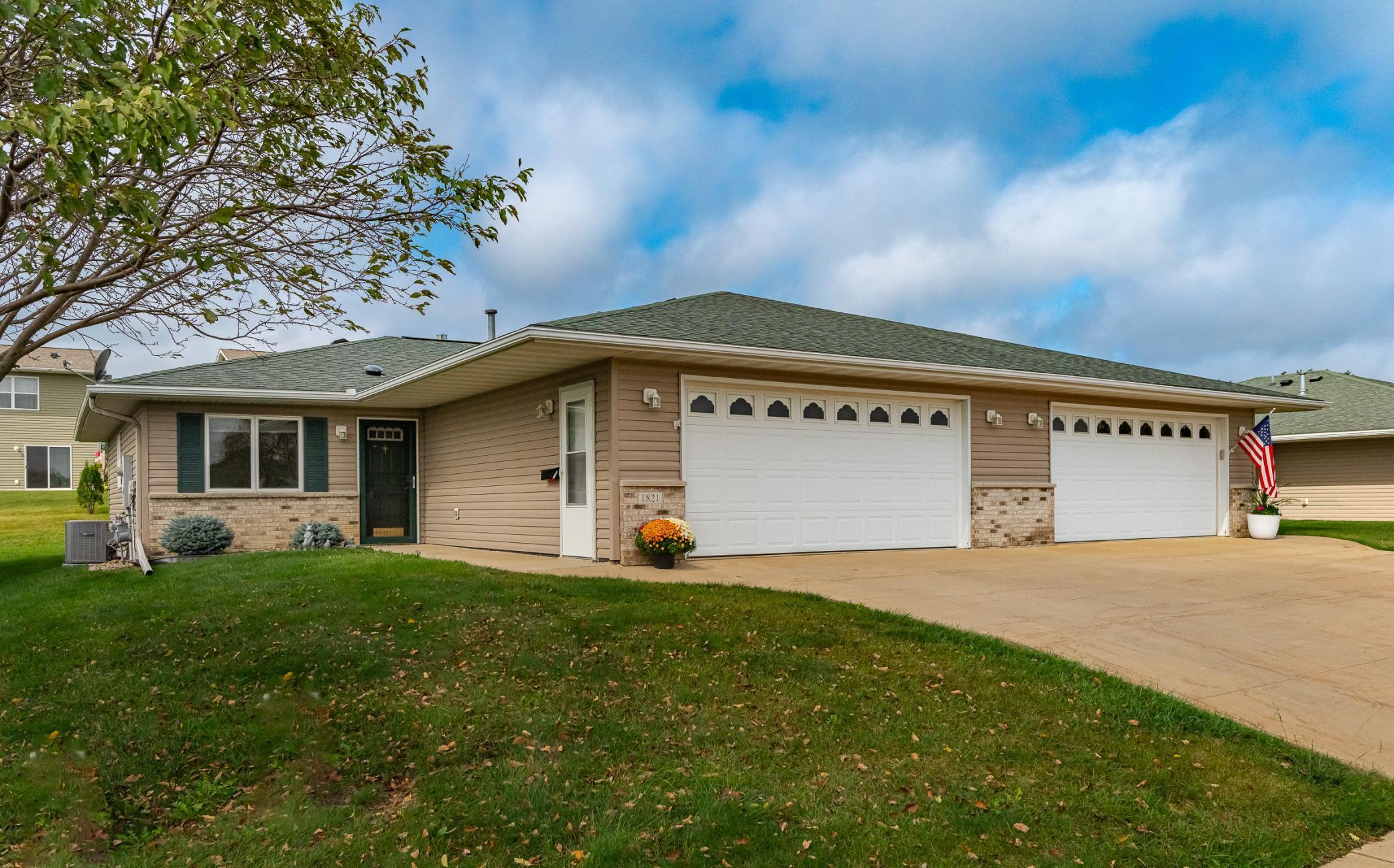 1821 Clubhouse Drive NE Stewartville MN 55976