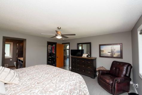 9343 Hillside Trail S Cottage Grove MN 55016