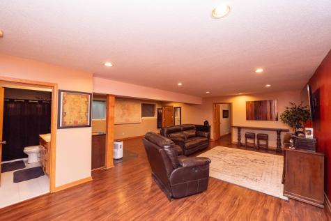 9343 Hillside Trail S Cottage Grove MN 55016