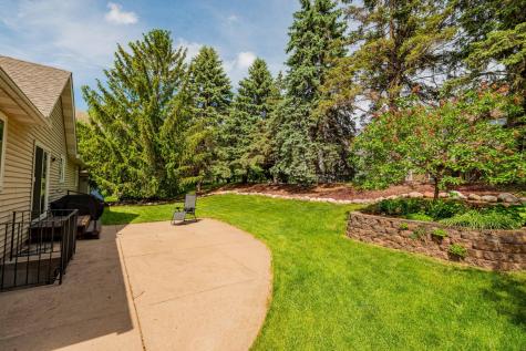9343 Hillside Trail S Cottage Grove MN 55016