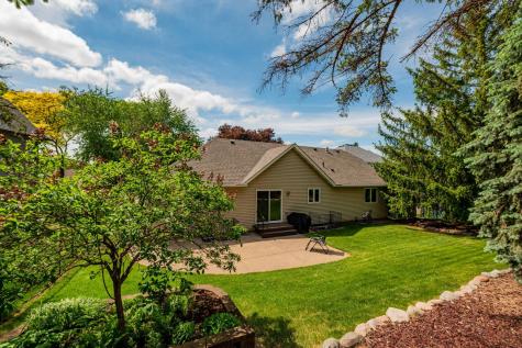 9343 Hillside Trail S Cottage Grove MN 55016