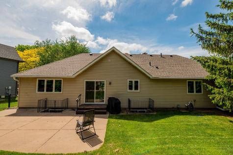 9343 Hillside Trail S Cottage Grove MN 55016