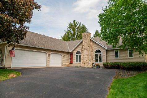 9343 Hillside Trail S Cottage Grove MN 55016