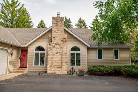 9343 Hillside Trail S Cottage Grove MN 55016