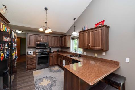 9343 Hillside Trail S Cottage Grove MN 55016