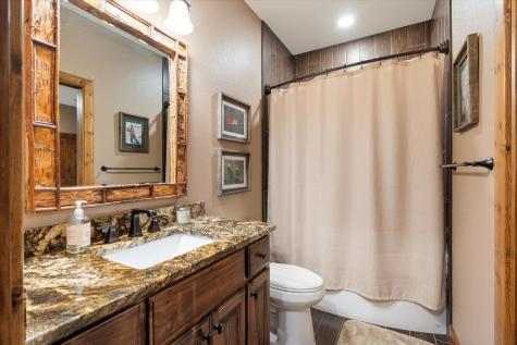 38017 Donaldson Point Pine River MN 56474