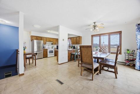 77 18th Avenue N Fargo ND 58102