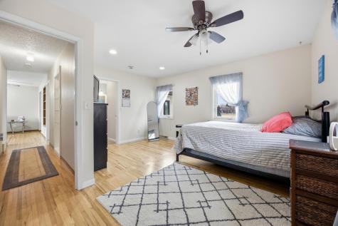 77 18th Avenue N Fargo ND 58102