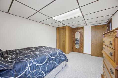 77 18th Avenue N Fargo ND 58102