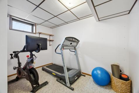 77 18th Avenue N Fargo ND 58102