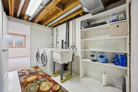 77 18th Avenue N Fargo ND 58102