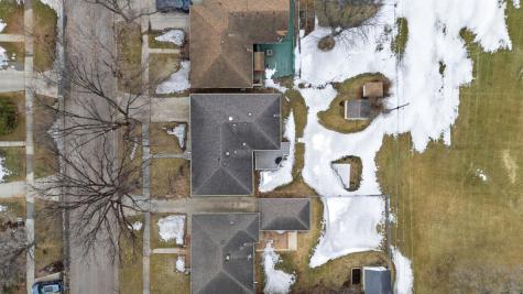 77 18th Avenue N Fargo ND 58102