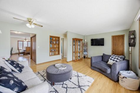 77 18th Avenue N Fargo ND 58102