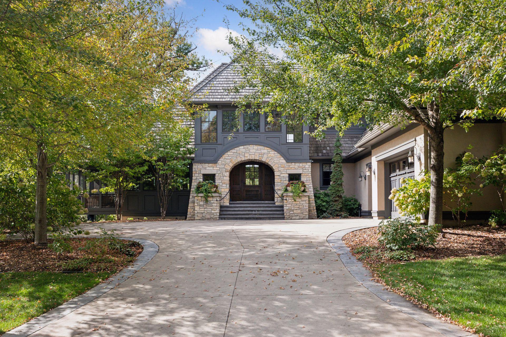 425 Carpenters Point Wayzata MN 55391