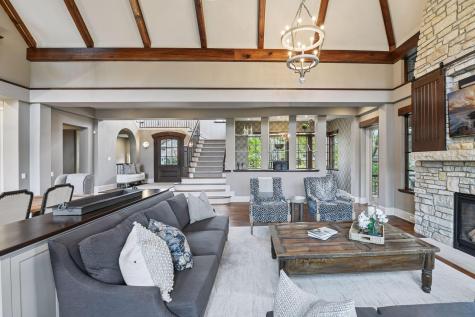 425 Carpenters Point Wayzata MN 55391