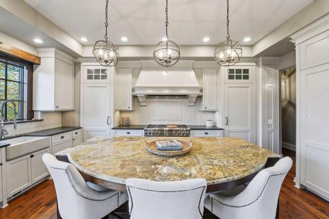 425 Carpenters Point Wayzata MN 55391