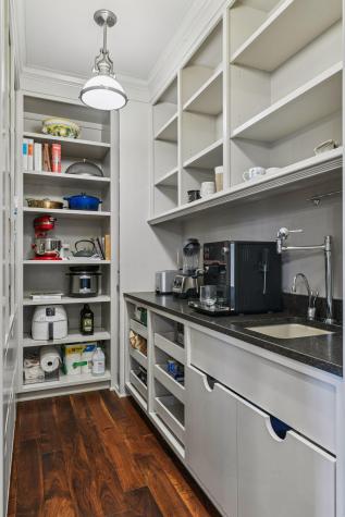 425 Carpenters Point Wayzata MN 55391