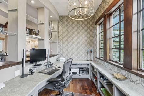 425 Carpenters Point Wayzata MN 55391