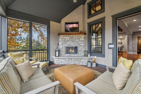 425 Carpenters Point Wayzata MN 55391