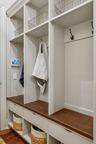 425 Carpenters Point Wayzata MN 55391