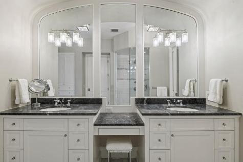 425 Carpenters Point Wayzata MN 55391